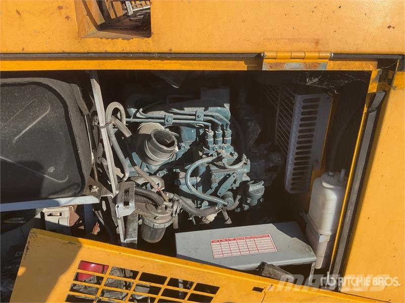 ArcGen Weldmaker 500SSD Mobile Stick Engine Driven Welder Urządzenia spawalnicze