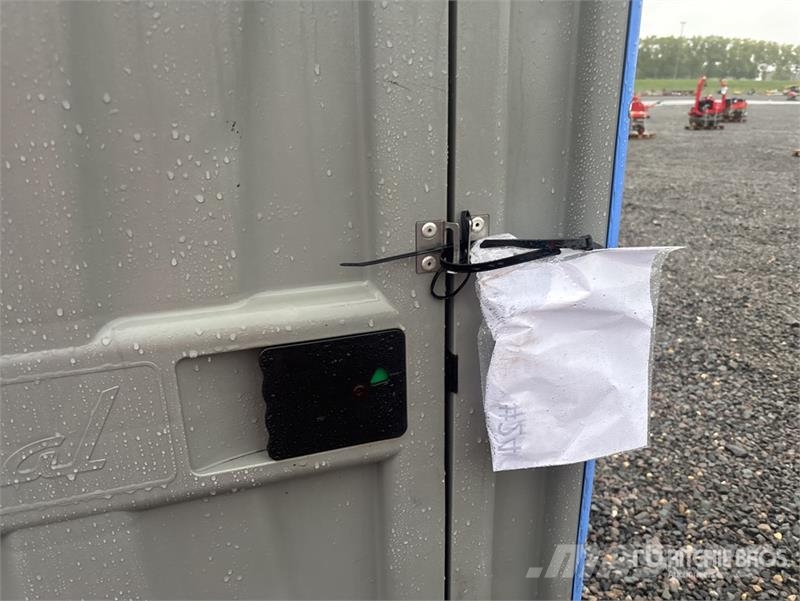  Armal Portable Toilet مكونات أخرى