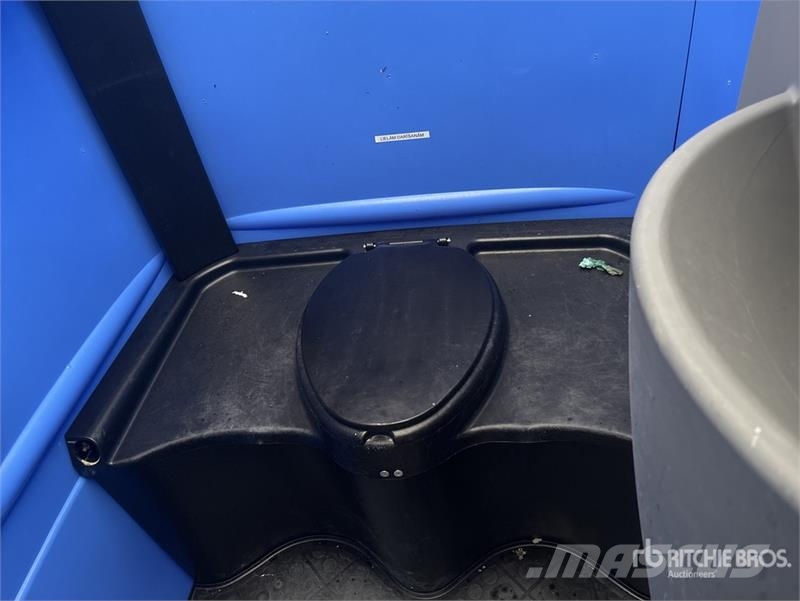  Armal Portable Toilet مكونات أخرى
