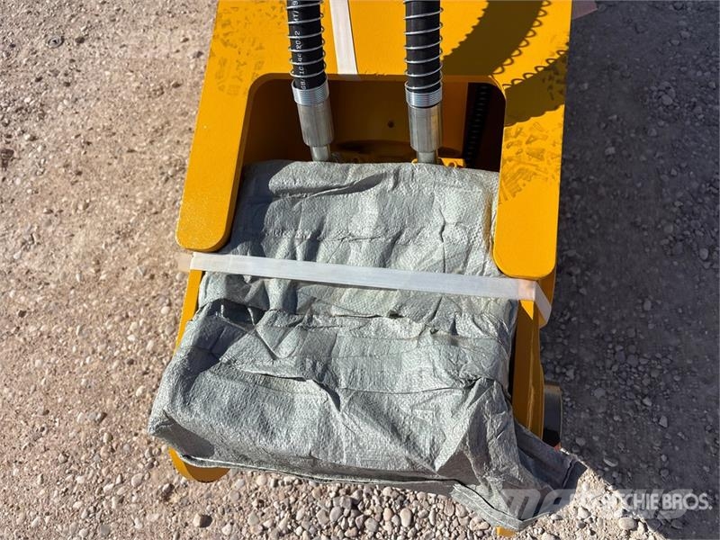  AROLES DP80 Demolition Pulverizer (Unused) Crushers