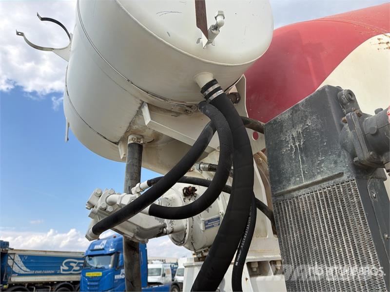 Astra BM201 4x2 Mixer Truck Betonkeverők/Betonpumpák