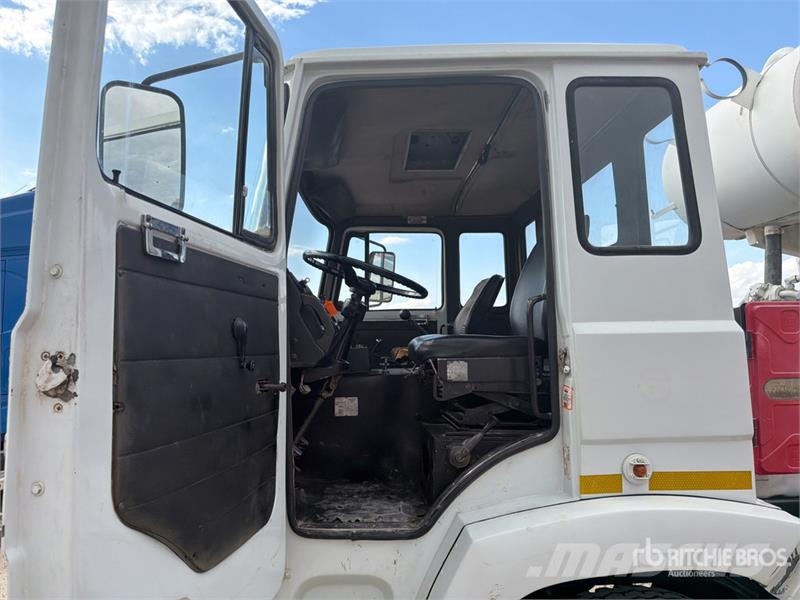 Astra BM201 4x2 Mixer Truck Betonkeverők/Betonpumpák