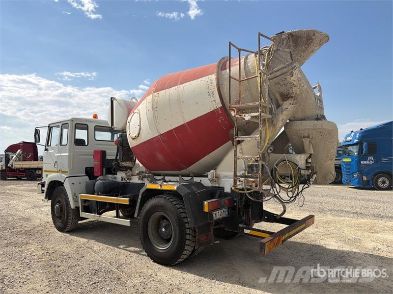 Astra BM201 4x2 Mixer Truck Betonkeverők/Betonpumpák