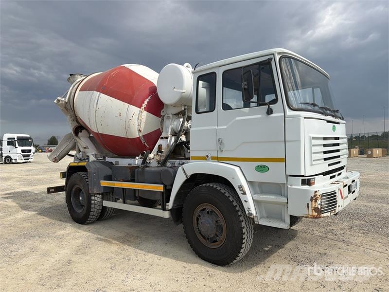 Astra BM201 4x2 Mixer Truck Betonkeverők/Betonpumpák
