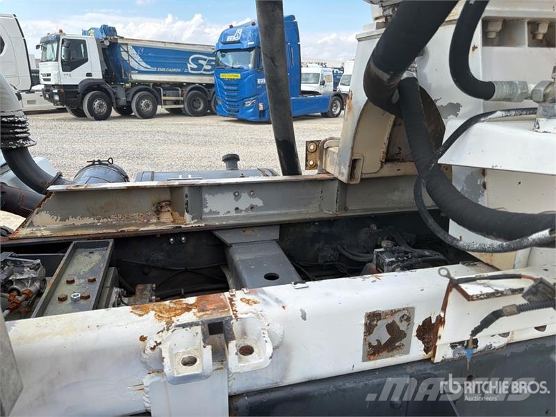 Astra BM201 4x2 Mixer Truck Betonkeverők/Betonpumpák