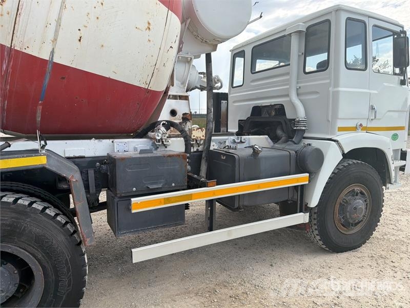 Astra BM201 4x2 Mixer Truck Betonkeverők/Betonpumpák