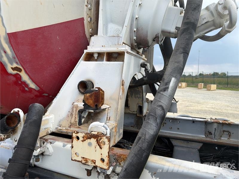 Astra BM201 4x2 Mixer Truck Betonkeverők/Betonpumpák