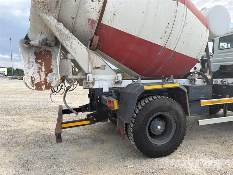 Astra BM201 4x2 Mixer Truck Betonkeverők/Betonpumpák