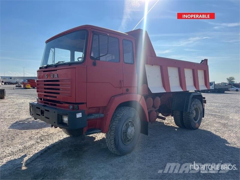 Astra BM201 T/A Dump Truck (Inoperable) ダンプ