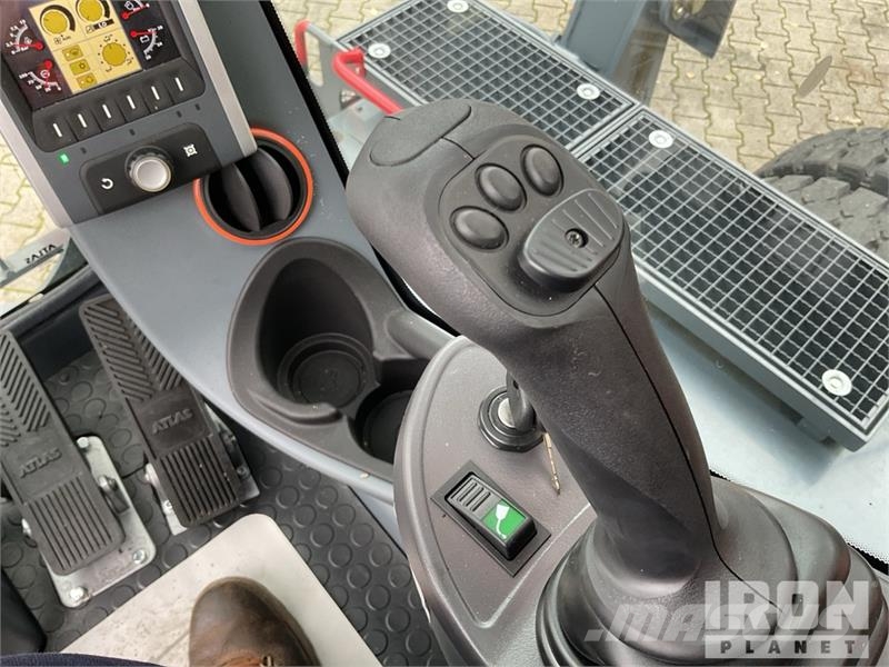 Atlas 270MH Material Handler/ Wheel Material Handler (Un معدات البناء - غير ذلك
