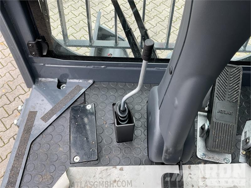 Atlas 270MH Material Handler/ Wheel Material Handler (Un Construction - Others