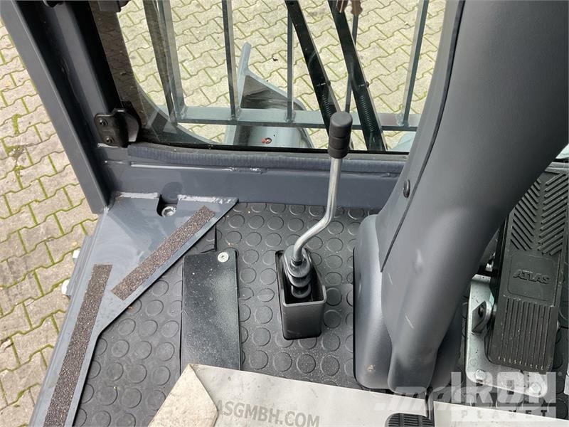 Atlas 270MH Material Handler/ Wheel Material Handler (Un معدات البناء - غير ذلك