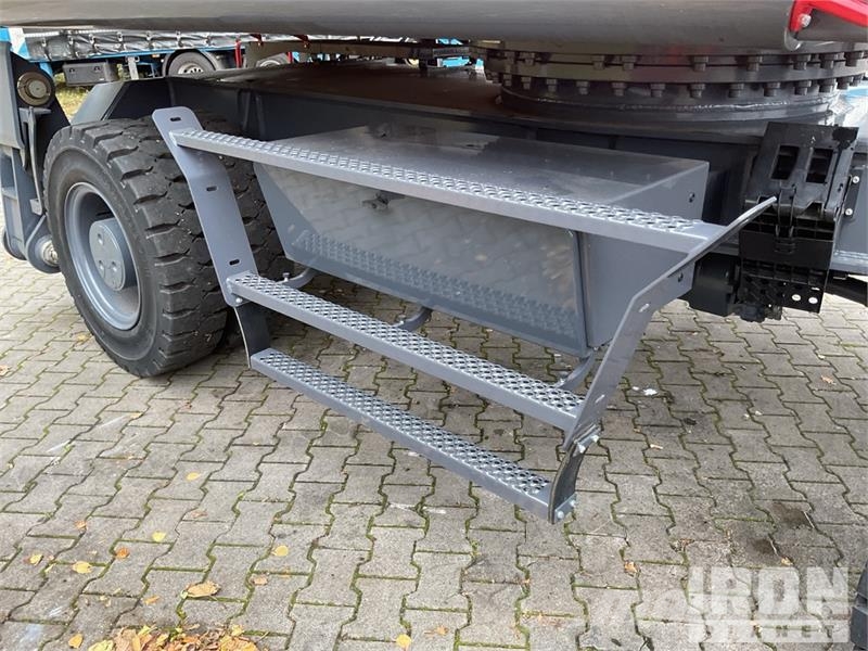 Atlas 270MH Material Handler/ Wheel Material Handler (Un معدات البناء - غير ذلك
