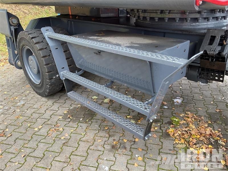 Atlas 270MH Material Handler/ Wheel Material Handler (Un Construction - Others