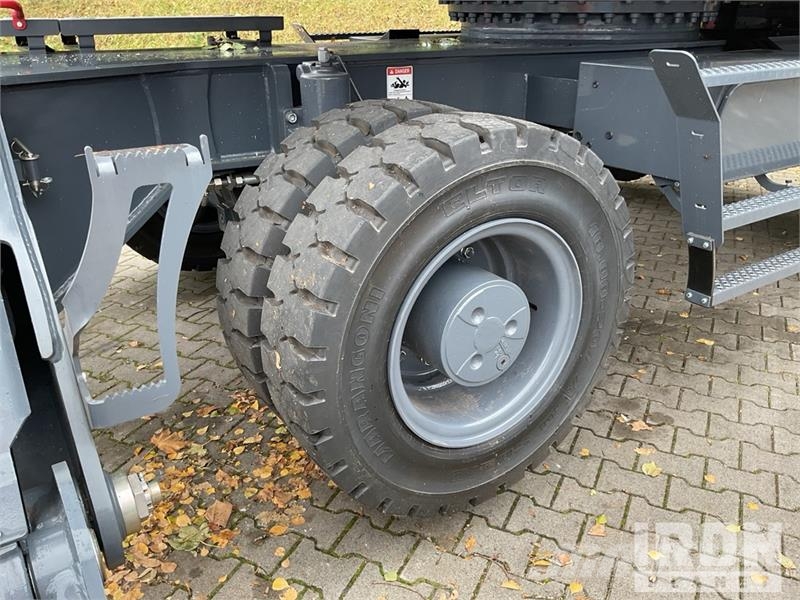 Atlas 270MH Material Handler/ Wheel Material Handler (Un Construction - Others