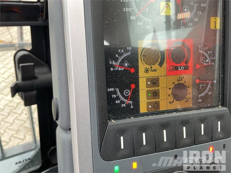 Atlas 270MH Material Handler/ Wheel Material Handler (Un Construction - Others