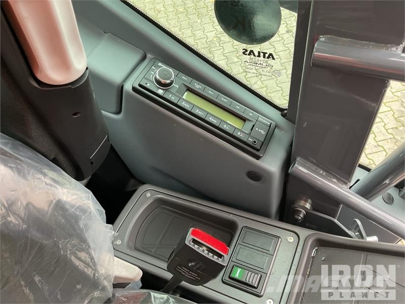 Atlas 270MH Material Handler/ Wheel Material Handler (Un معدات البناء - غير ذلك