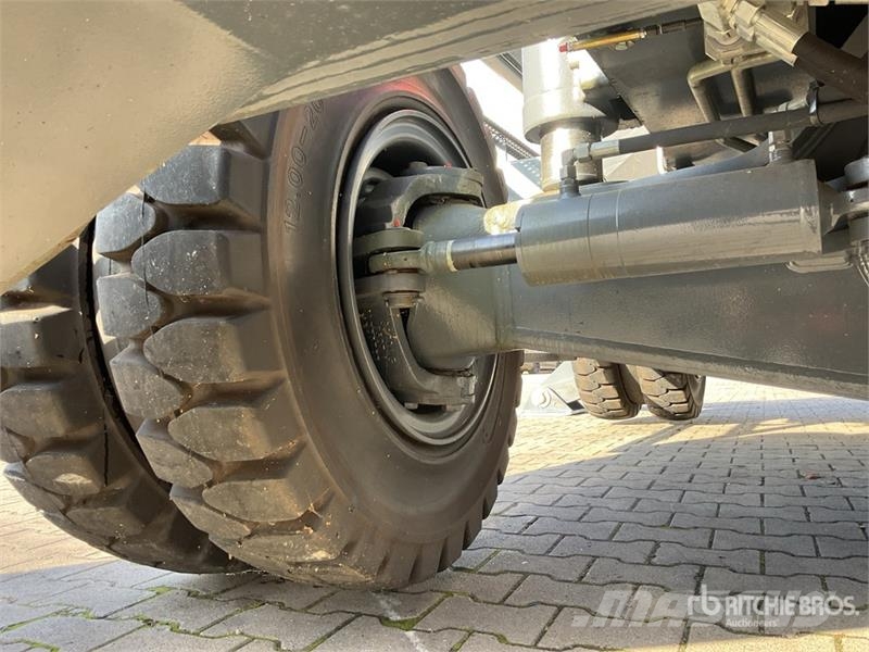 Atlas 300 MH Wheel Material Handler (Unused) Construction - Others