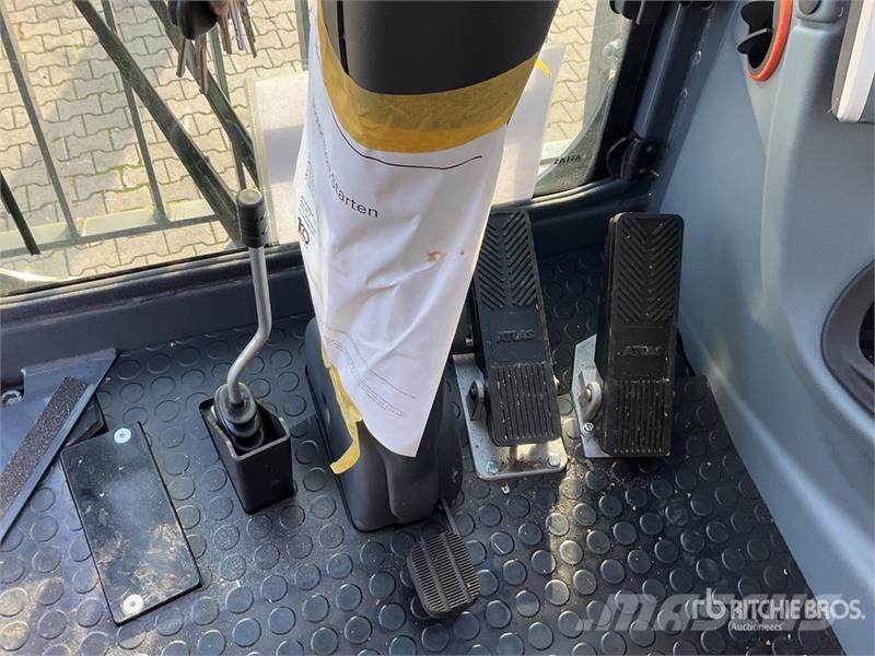 Atlas 300 MH Wheel Material Handler (Unused) Construction - Others