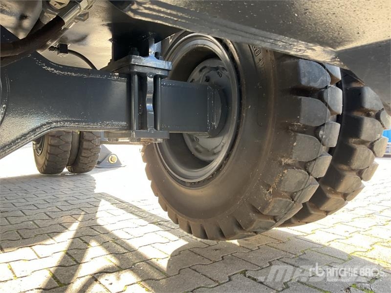 Atlas 300 MH Wheel Material Handler (Unused) Construction - Others