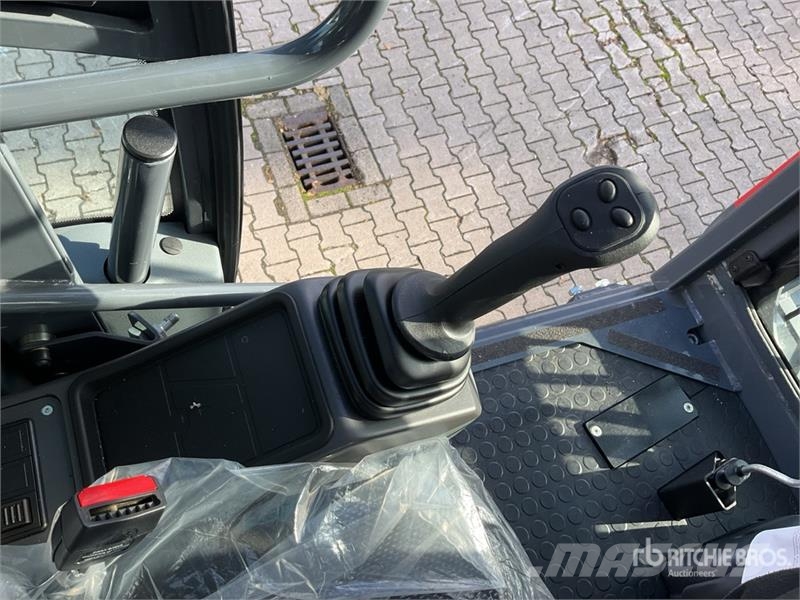 Atlas 300 MH Wheel Material Handler (Unused) Construction - Others