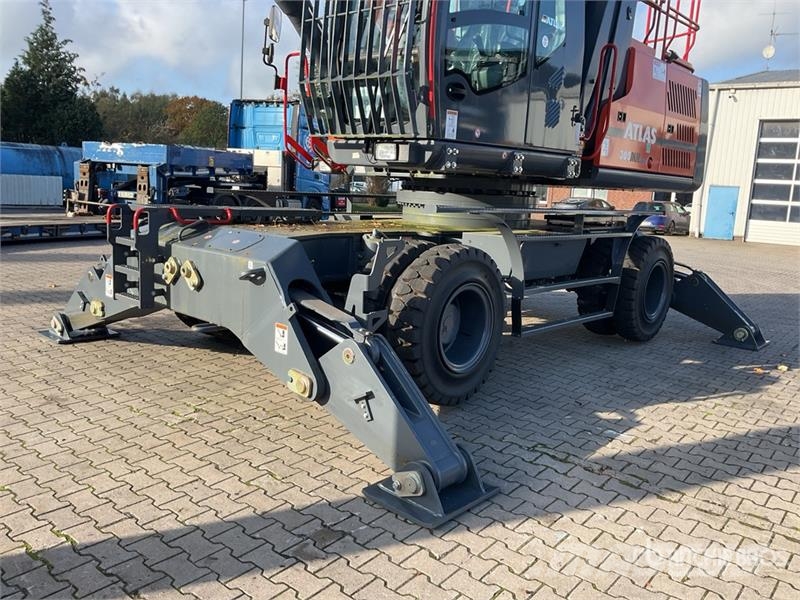 Atlas 300 MH Wheel Material Handler (Unused) Construction - Others