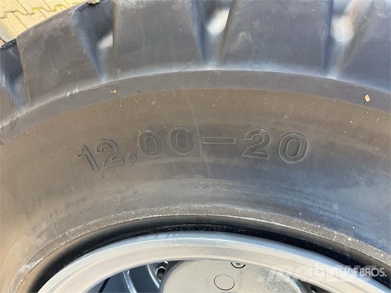 Atlas 300 MH Wheel Material Handler (Unused) Construction - Others