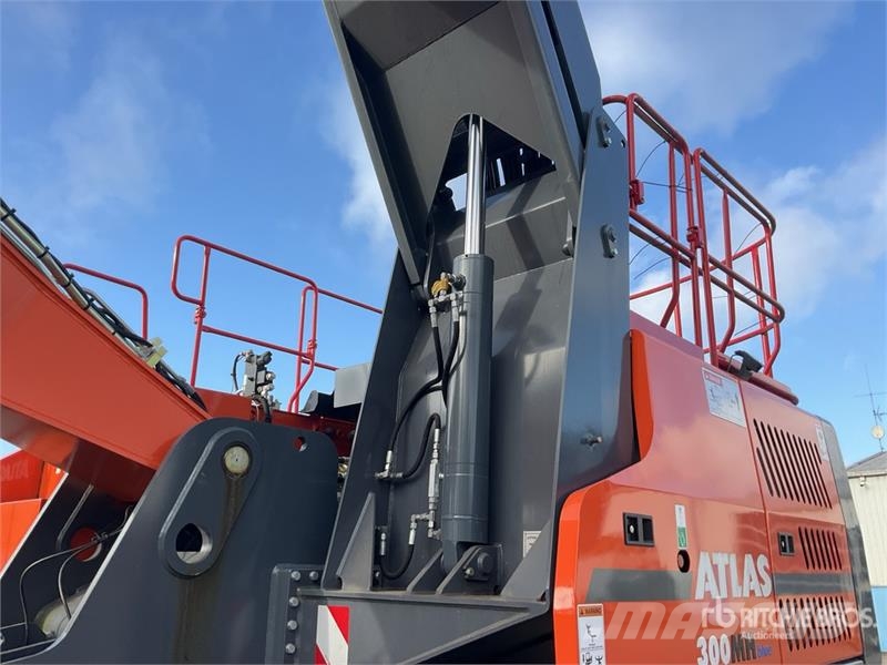 Atlas 300 MH Wheel Material Handler (Unused) Construction - Others