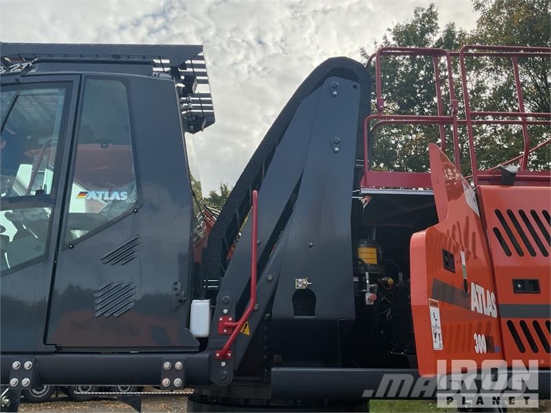 Atlas 300 MH Wheel Material Handler (Unused) Construction - Others
