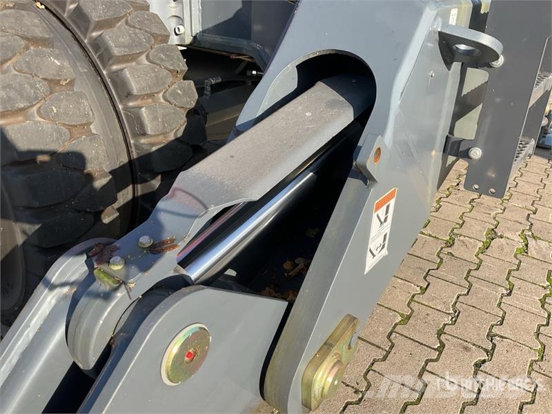 Atlas 300 MH Wheel Material Handler (Unused) Construction - Others