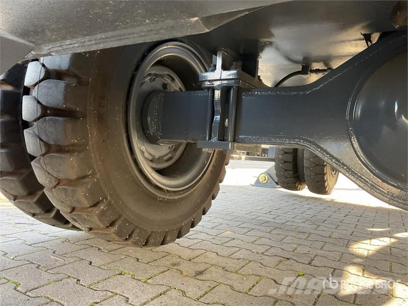 Atlas 300 MH Wheel Material Handler (Unused) Construction - Others
