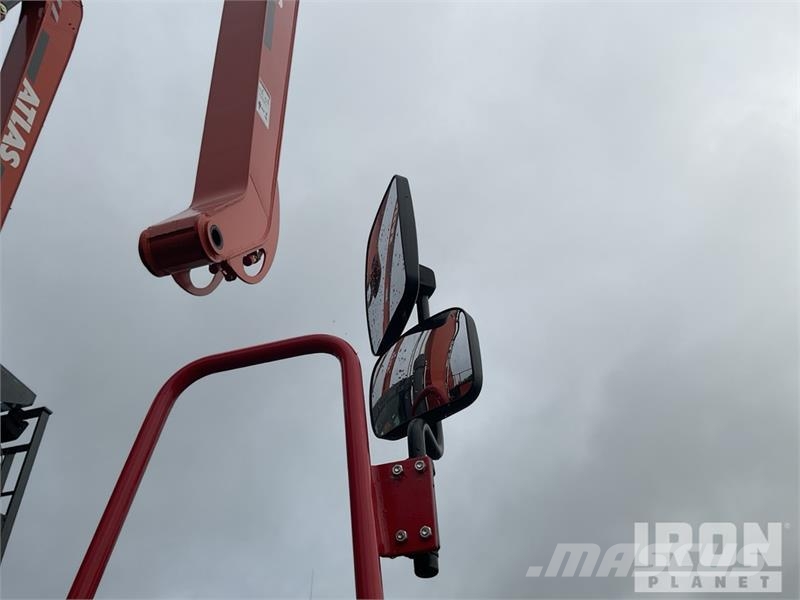 Atlas 300MH Material Handler/ Wheel Material Handler (Un معدات البناء - غير ذلك