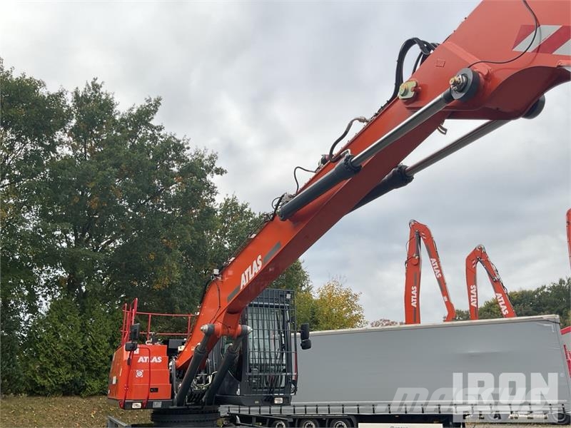Atlas 300MH Material Handler/ Wheel Material Handler (Un معدات البناء - غير ذلك