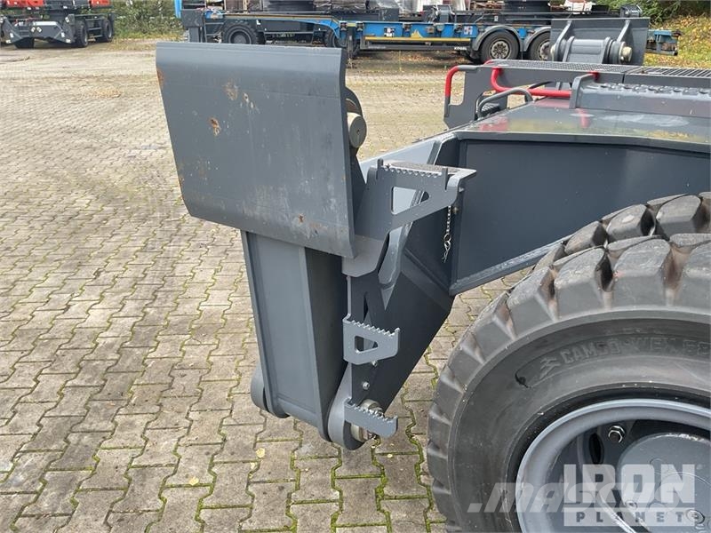 Atlas 300MH Material Handler/ Wheel Material Handler (Un معدات البناء - غير ذلك