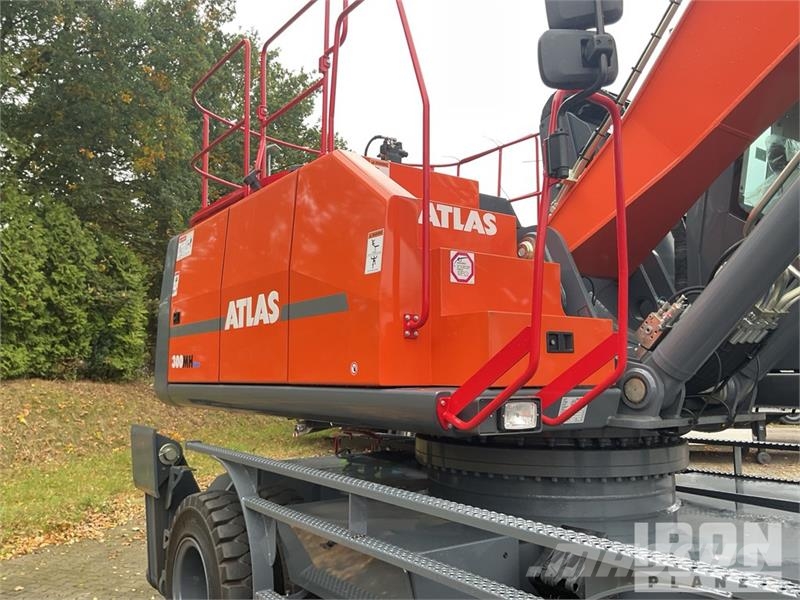 Atlas 300MH Material Handler/ Wheel Material Handler (Un معدات البناء - غير ذلك