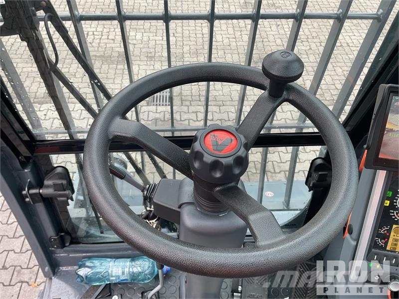Atlas 300MH Material Handler/ Wheel Material Handler (Un معدات البناء - غير ذلك