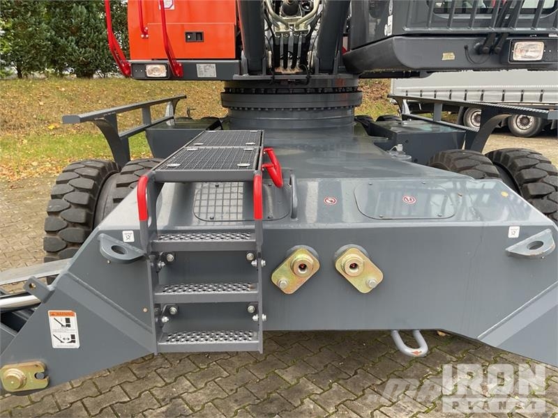 Atlas 300MH Material Handler/ Wheel Material Handler (Un معدات البناء - غير ذلك