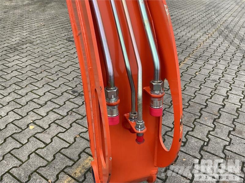 Atlas 300MH Material Handler/ Wheel Material Handler (Un معدات البناء - غير ذلك