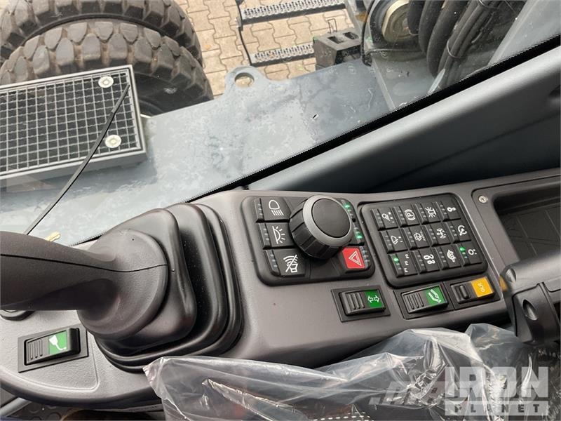 Atlas 300MH Wheel Material Handler (Unused) Construction - Others