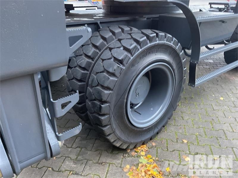Atlas 300MH Wheel Material Handler (Unused) Construction - Others