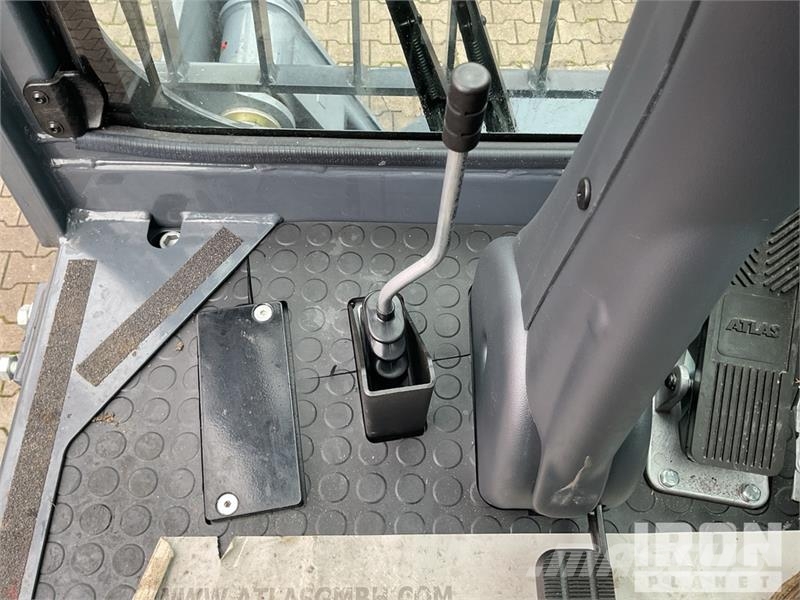 Atlas 300MH Wheel Material Handler (Unused) Construction - Others