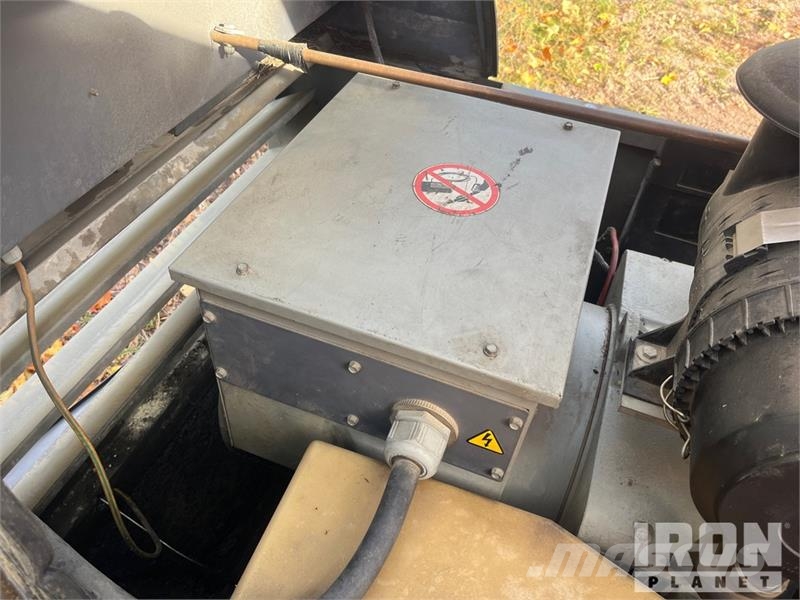 Atlas COPC QAX60 60 kVA Mobile Generator Set Dizelski agregati