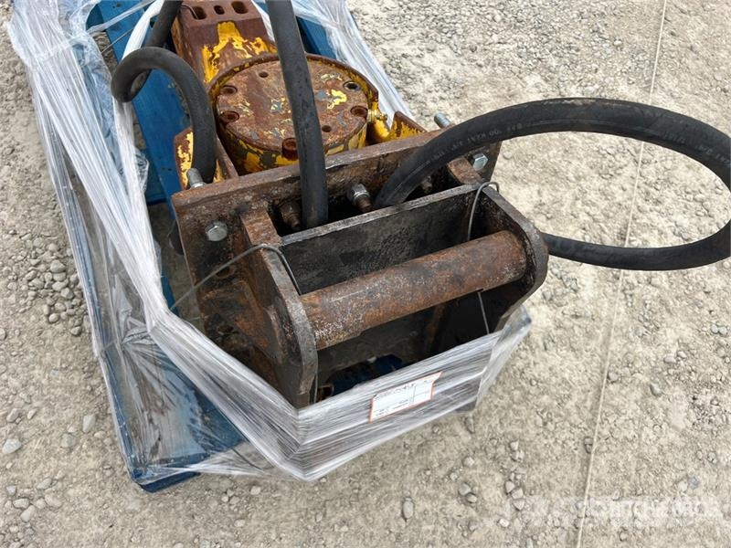 Atlas Copco Hydraulic Breaker Āmuri/Drupinātāji