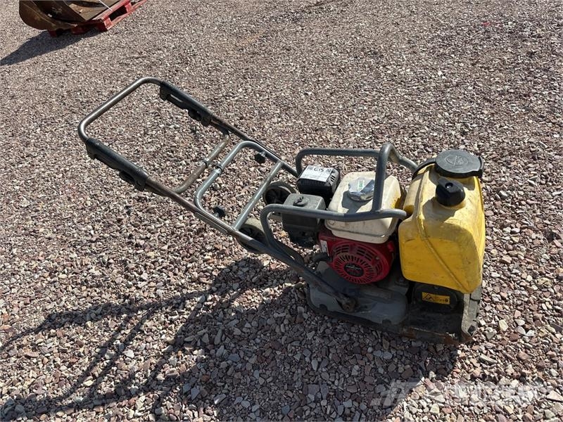 Atlas Copco LF75 Plaque Vibrante Vibratory Plate Compactor 진동롤러