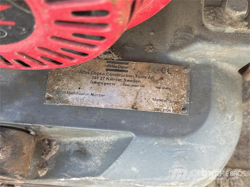 Atlas Copco LF75 Plaque Vibrante Vibratory Plate Compactor 진동롤러