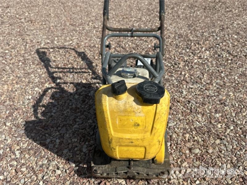 Atlas Copco LF75 Plaque Vibrante Vibratory Plate Compactor 진동롤러