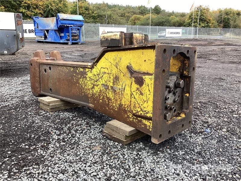 Atlas Copco MB1700 Hammers / Breakers