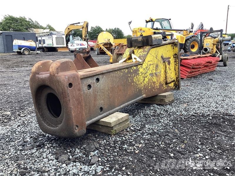 Atlas Copco MB1700 Hammers / Breakers