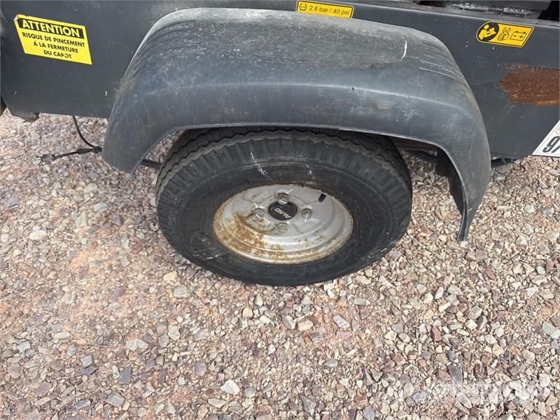 Atlas Copco Mobile Compresseur A Air Air Compressor (Inoperabl مكابس