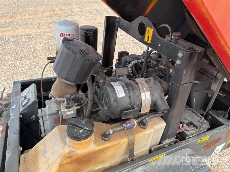 Atlas Copco Mobile Compresseur A Air Air Compressor (Inoperabl مكابس